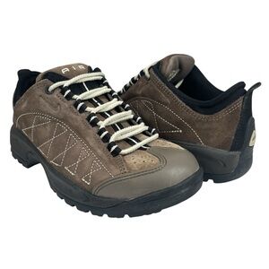 Nike ACG Vintage Women’s 7.5 Hiking Shoes Brown Suede Trail Sneakers